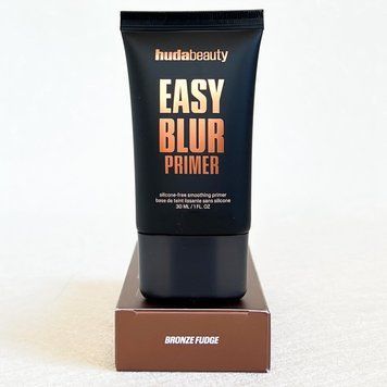 Бронзовый праймер Huda Beauty Easy Blur Primer Bronze Fudge 30ml 2964425891 фото