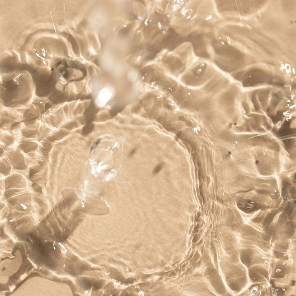 Відлущувальний тонік для обличчя Alpha-H Liquid Gold Exfoliating Treatment with 5% Glycolic Acid 30ml  2678712179 фото