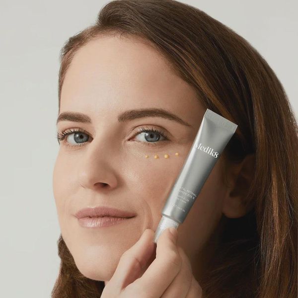 Крем для кожи вокруг глаз с витамином А Medik8 Crystal Retinal Ceramide Eye 6 15 ml  2529937614 фото