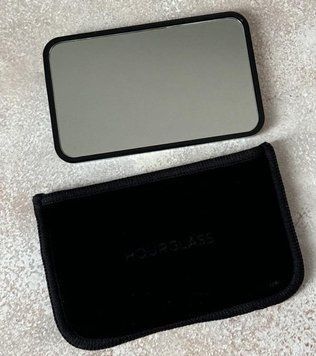 Зеркало&nbsp;карманное Hourglass Makeup Mirror 2980064861 фото