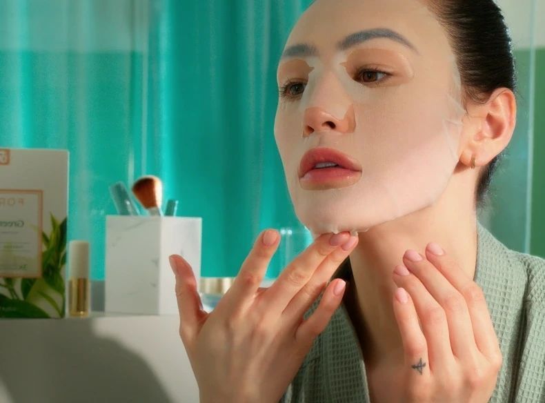 Тканевая смарт-маска для обезвоженной кожи лица Foreo Coconut Oil Sheet Mask 2647892624 фото