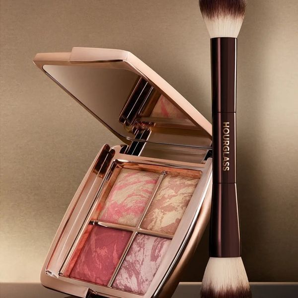 Hourglass Ambient Lighting Edit Flushed Edit 2026 Палетка 2609436808 фото